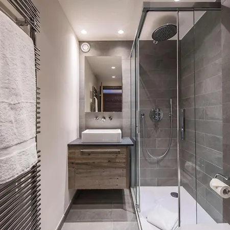 Contact Us At What App - 0041-798-079-427 To Book!! 4bedroom Penthouse In Le Chalet D'adrien *